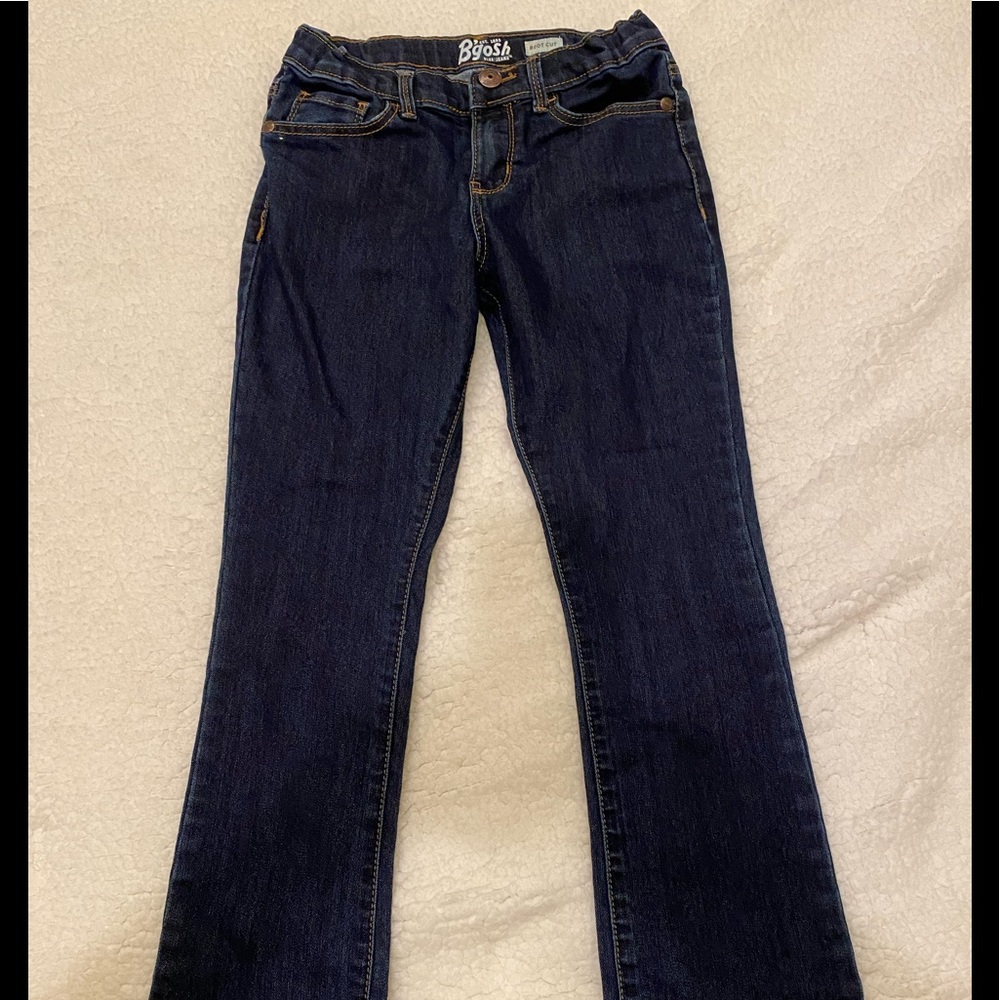 Girls Oshkosh bootcut size 8R. Never worn.